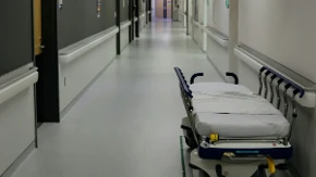 Tragedija tokom pečenja rakije: Vrela tečnost se prolila po Jovanu (77), preminuo nakon dva mjeseca borbe za život