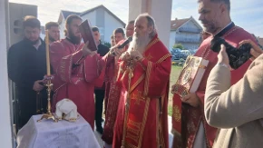 Vukosavlje dobilo novi duhovni dom: Osveštan hram Svetog Vasilija Ostroškog