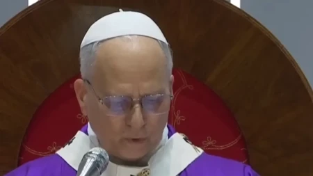 Papa najavio prvu opštu audijenciju nakon operacije