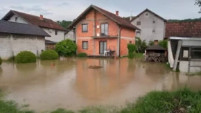 Pripremite se za obilne padavine: Stiže olujno nevrijeme, ugrožene kuće i saobraćajnice