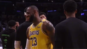 Lejkersi otpustili igrača zbog Lebronovog sina