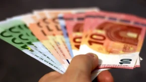 Ovo su najsigurniji poslovi u Njemačkoj: Plate idu i do 7.500 evra, otkaz je gotovo nemoguć, a stižu i nove privilegije!
