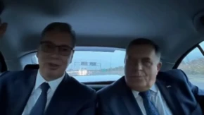 Vučić zahvalio Dodiku: U nedjelju pobjeđujemo i za Srpsku (VIDEO)