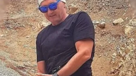 Vanbračna djeca poznatih pjevača: Jedni ih prihvatili bez oklijevanja, drugi godinama osporavali očinstvo