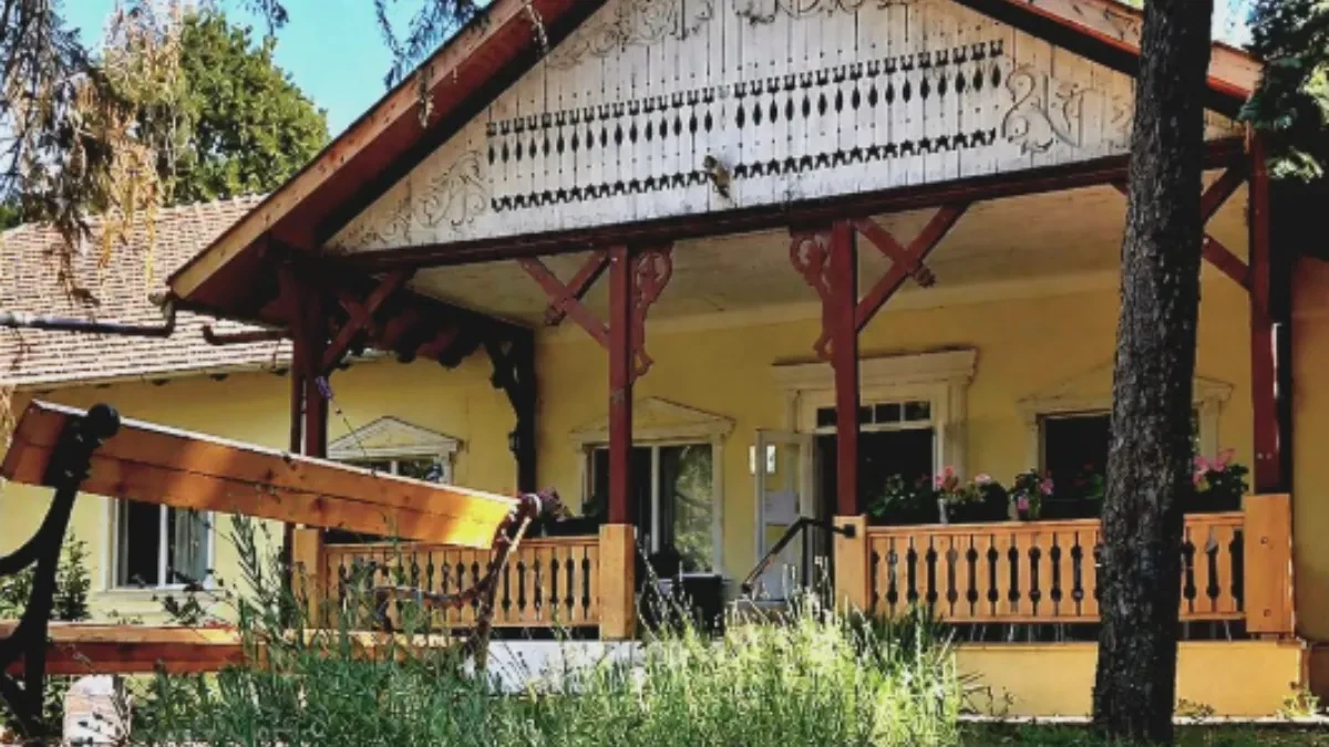Tragedija kod Zrenjanina: Jedna osoba poginula u požaru u banji , intervenisalo 13 vatrogasaca