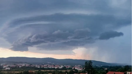 U petak sunčano uz postepeno naoblačenje