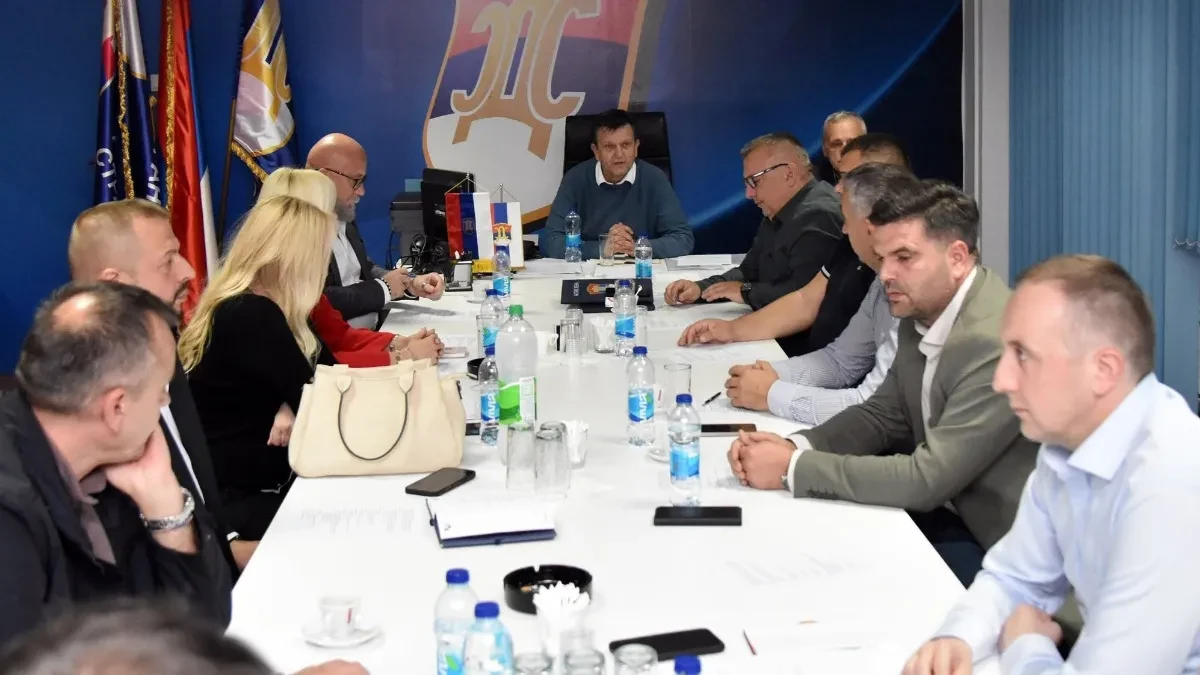 Predsjedništvo SDS-a održalo sjednicu iza zatvorenih vrata: Šta je odlučeno?