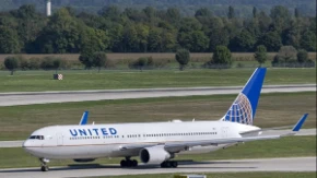 Šef United Airlinesa šokirao javnost: Sa platom od 32 miliona dolara traži porez na nasljedstvo od skoro 100 posto