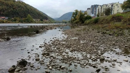Nizak nivo Drine: Pala proizvodnja na HE "Mali Zvornik"