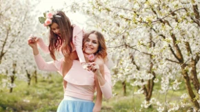 Tri navike srećnih mama: Kako da pronađete više radosti u svakodnevici