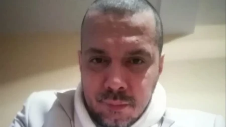 Novi skandal i teška životna borba: Bojan Tomović šokirao postupkom na sahrani bake