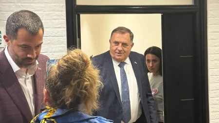 Milorad i Igor Dodik stigli u sjedište SNS-a