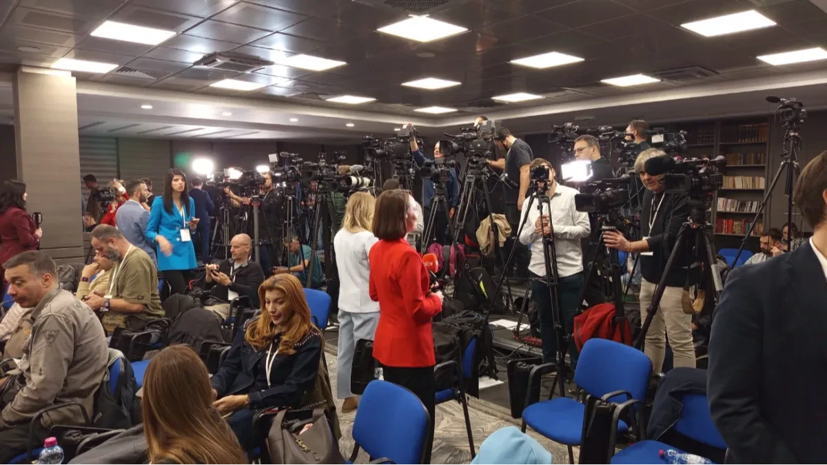 Poznato kada će se Vučić obratiti u štabu liste "Aleksandar Vučić-Ujedinjena Srbija"