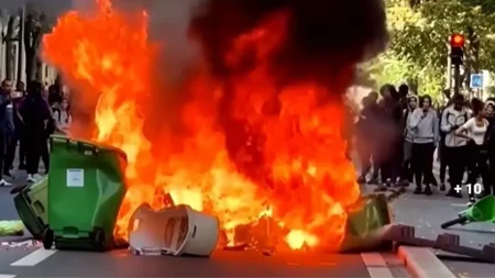 Francuska se ne smiruje: Više od 1.400 privedenih, policijski čas ostaje na snazi