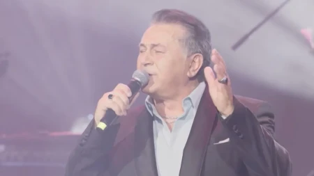 Halid Muslimović progovorio o odnosu sa pjevačicom: „Bilo je želja, ali od ljubavi ništa“