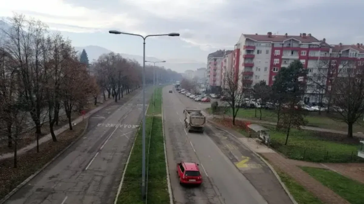 Oprez za volanom u Srpskoj: Magla smanjuje vidljivost duž rijeka, posebna upozorenja za izmjene režima i klizišta
