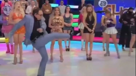 Voditelj šutnuo dron, pa njime pogodio manekenku pravo u lice