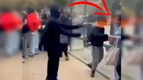 Nemiri u Francuskoj se oteli kontroli: Zapalio ženi glavu tokom protesta (VIDEO)
