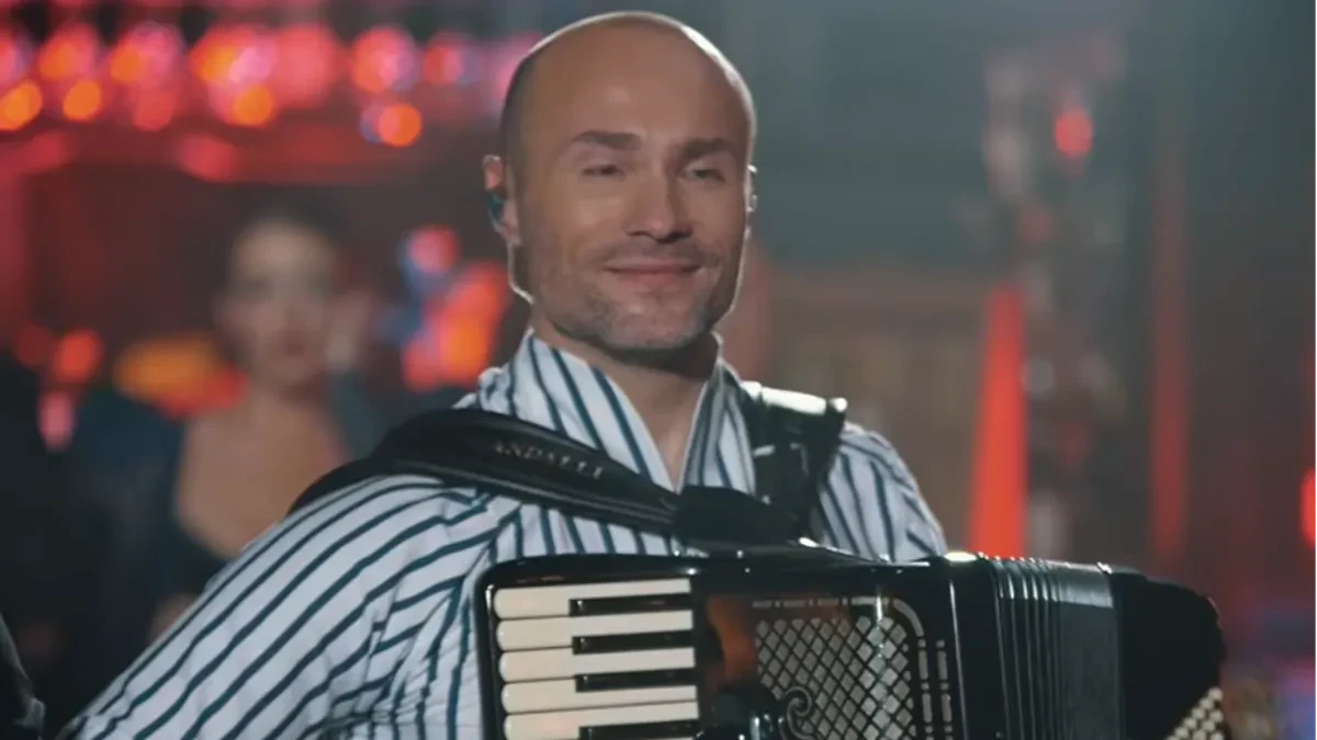 Malo ko zna šta je po struci Aleksandar Sofronijević: Poznati harmonikaš završio težak fakultet pa upisao master