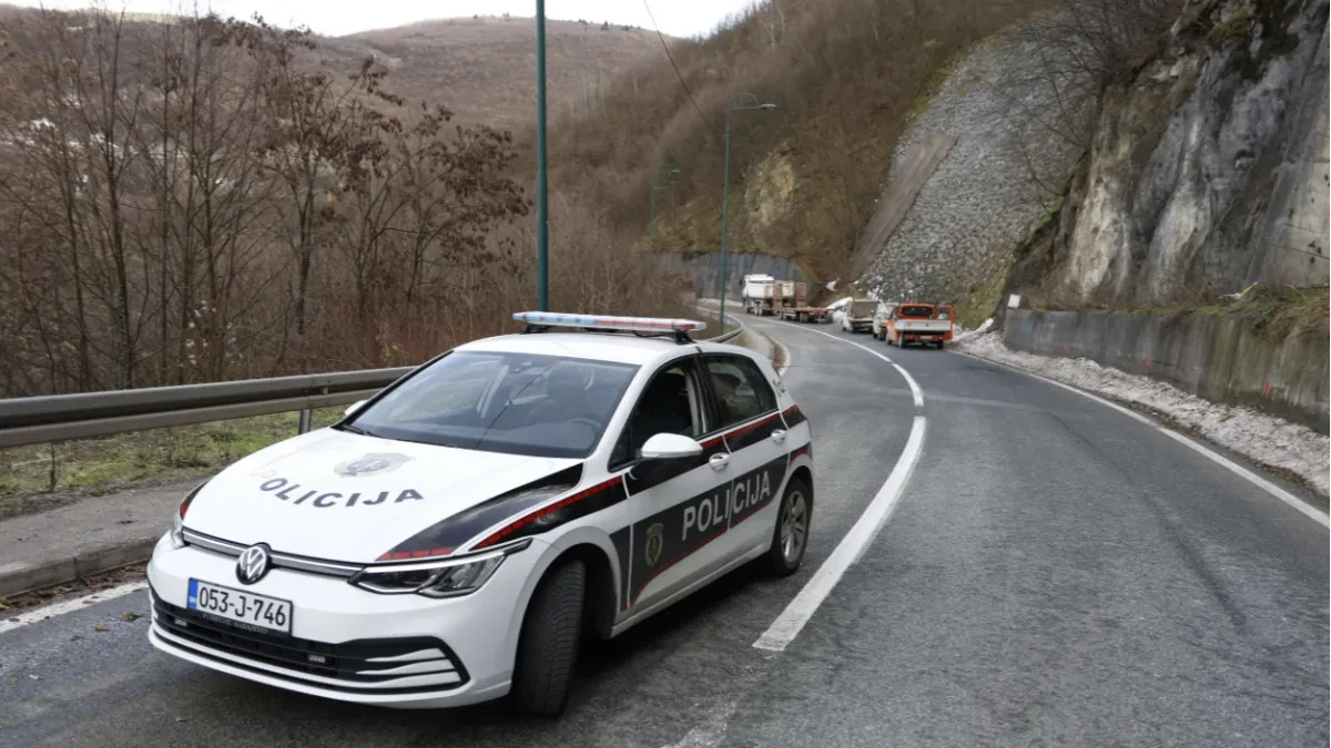 Saobraćajna nesreća na Manjači: Stvaraju se gužve, vozačima upućen apel