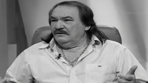 Preminuo Mišo Kovač: Odlazak jednog od najvećih muzičkih simbola Dalmacije