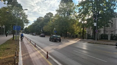 Stanje na putevima: Magla smanjuje vidljivost, brojna ograničenja zbog radova i klizišta