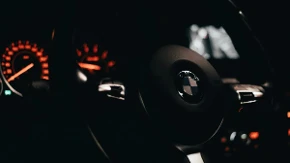 BMW-om udario deset navijača: Djevojčica (5) teško povrijeđena