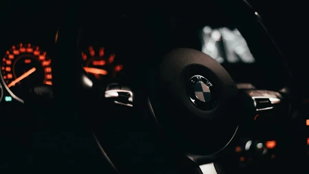 BMW-om udario deset navijača: Djevojčica (5) teško povrijeđena