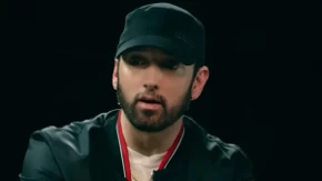 Eminem je odrastao bez oca, a njihova tišina postala je inspiracija za njegove hitove: Priča koja je obilježila njegov život