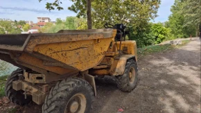 Mještani Derviša čekaju nastavak radova: Raskopana ulica otežava svakodnevni život