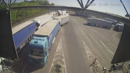 Uklonjen izgorjeli kamion: Ponovo otvoren granični prelaz Rača