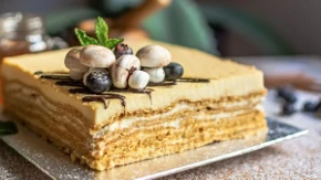 Medena torta koja uspijeva svaki put: Recept za kojem ćete se uvijek vraćati