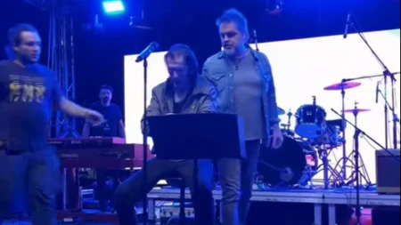 Posljednji koncert Gorana Bareta trajao samo nekoliko minuta (VIDEO)