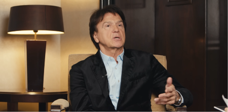 "Bačena bomba na kuću Zdravka Čolića nije bila slučajna": Ovo su razlozi zbog kojih je pjevač bio na udaru