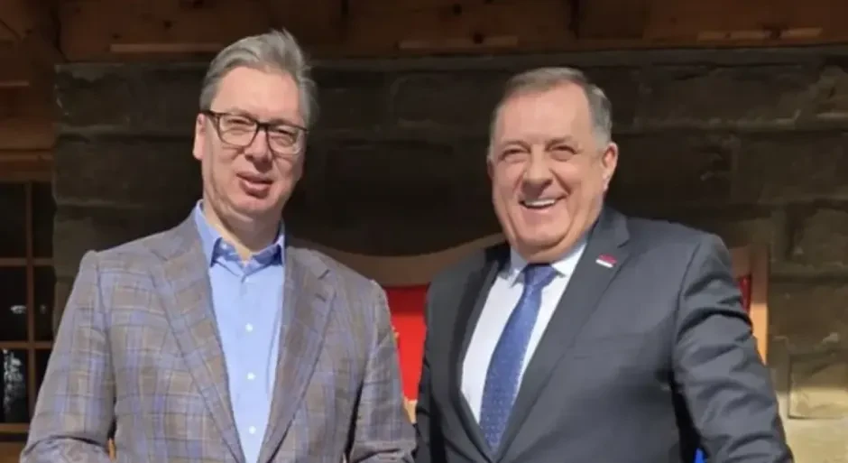 Sastali se Dodik i Vučić: Odnosi Srpske i Srbije čvrsti i bratski (FOTO)