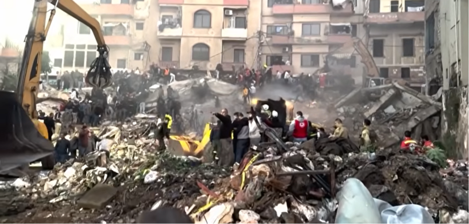 U Tripoliju 15 poginulih nakon rušenja zgrade (VIDEO)