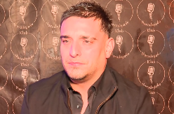 Darko Lazić suprugu iznenadio skupocjenim automobilom