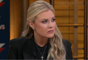 Internet bruji o jednom detalju iz pozadine: Šta je Erika Kirk uradila s fotografijom sa vjenčanja?