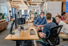 Tračevi u kancelariji nisu uvijek loša stvar: Evo šta zapravo otkrivaju o vašoj firmi