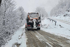 Zabijelilo oko Banjaluke: Ekipe zimske službe na terenu, u toku čišćenje snijega na više lokacija