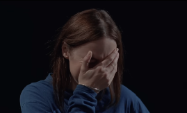 Telefon koji joj je uništio brak: Istina o suprugu otkrivena nakon deset godina zajedničkog života