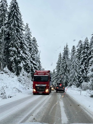 Srbija okovana snijegom, na Zlatiboru smještaji razgrabljeni