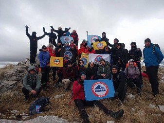Humani uspon na Dinaru: Planinari prikupili 3000 maraka za Rinu (FOTO)