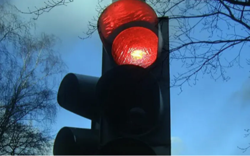 Stiže i četvrto svjetlo na semafor: Evo šta znači