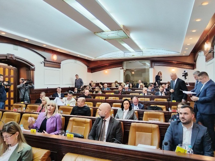 Grmuša bez odgovora: Zašto dva vrtića stoje zatvorena, a 3.000 djece čeka?