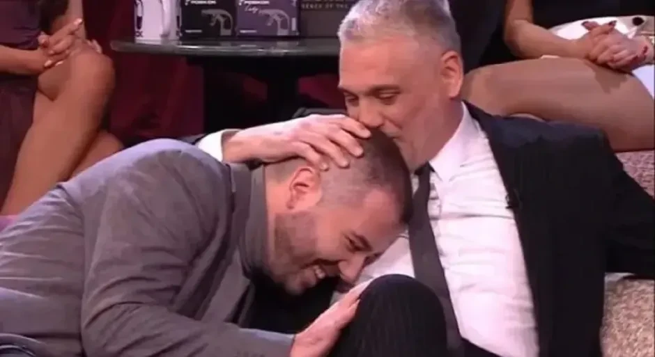 Letjele stolice: Napadnuti Čedomir Jovanović i Aleksandar Kos