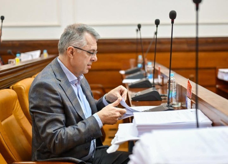 Radojičić o platama: "Neracionalne republičke odluke dovele do problema u vrtićima"