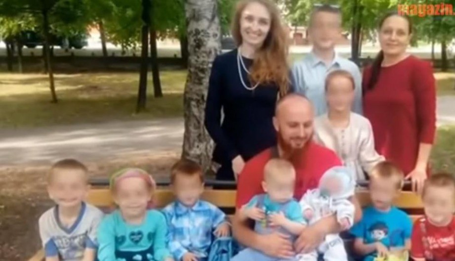 Ivan živi sa 3 žene i 31. djetetom, dok njegova kćerka tvrdi da ju je zlostavljao: "Htio je da me pripremi za brak"