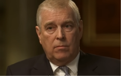 Isplivale nove uznemirujuće fotografije bivšeg princa: Na njima i dijete