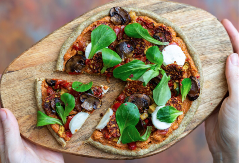 Recept za "lažnu" picu: Sprema se brzo, a pojede još brže